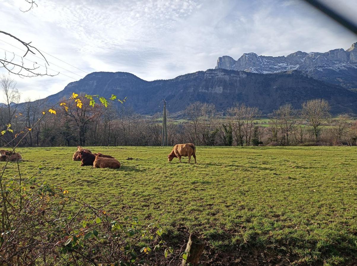 Gite Proche Des Passerelles Et Du Lac De Monteynard Saint-Martin-de-la-Cluze Exterior foto